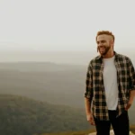 Ways to Wear a Flannel Shirt for Men: Style Tips for Every Occasion